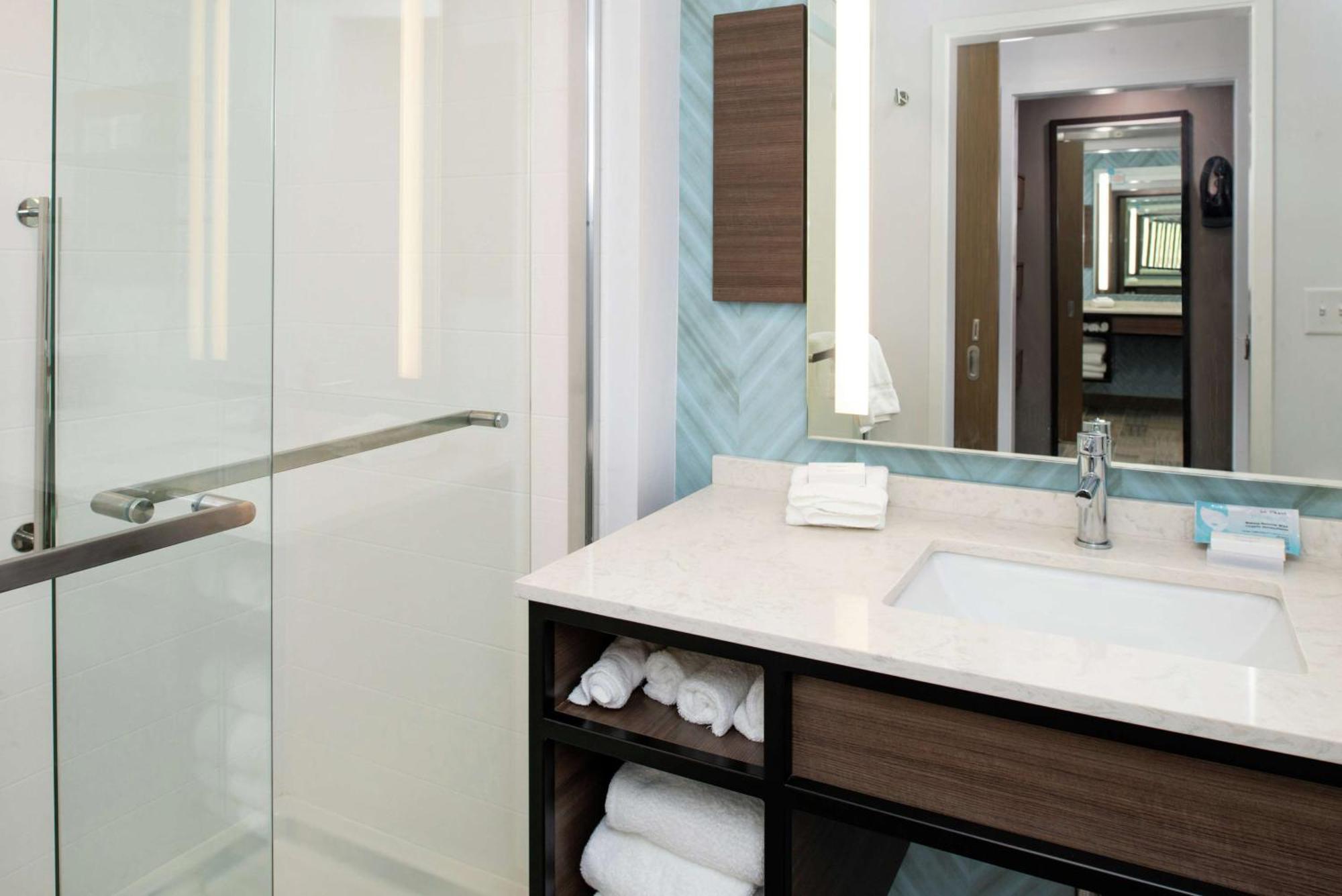 Hilton Garden Inn Ґаллатін Екстер'єр фото