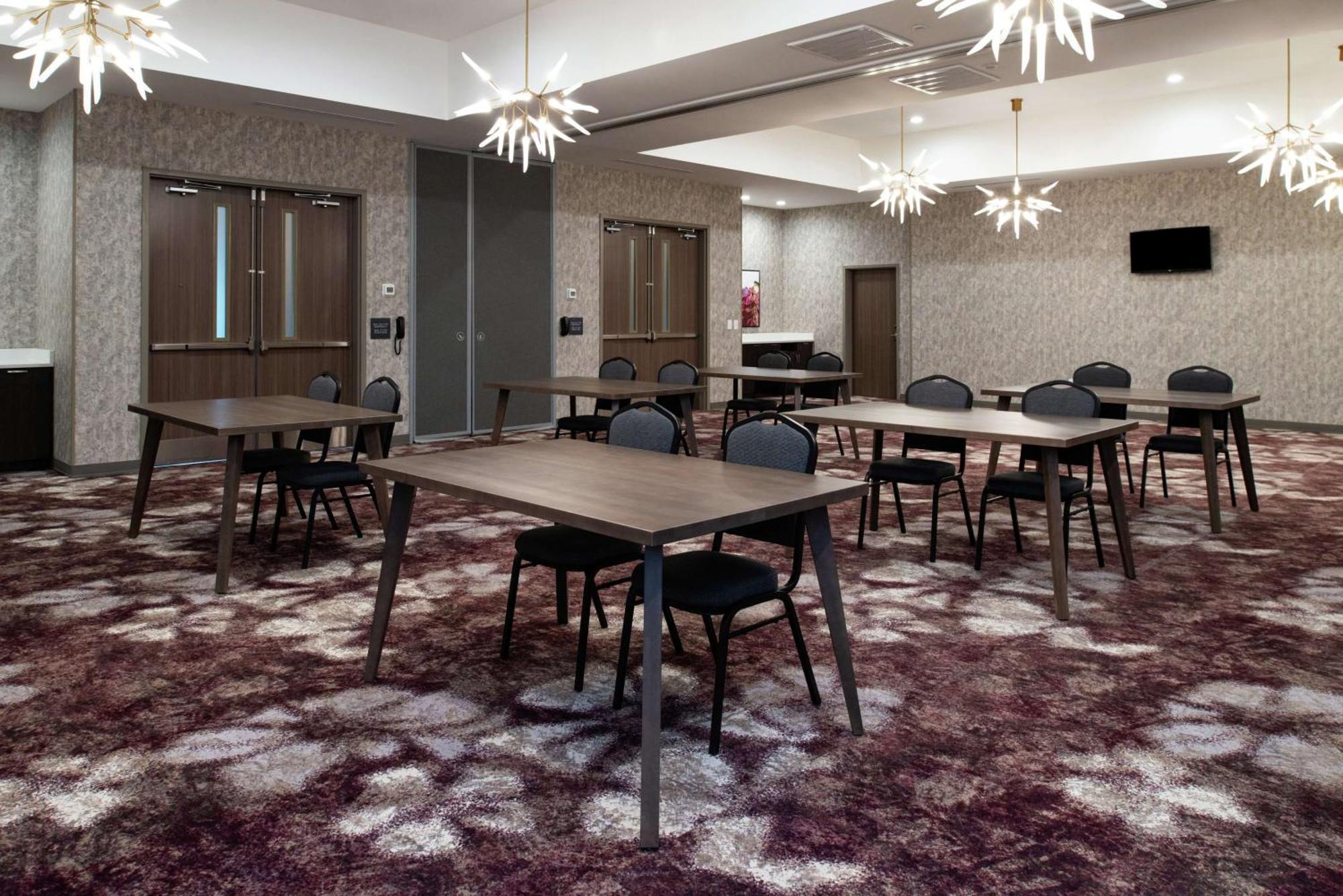 Hilton Garden Inn Ґаллатін Екстер'єр фото