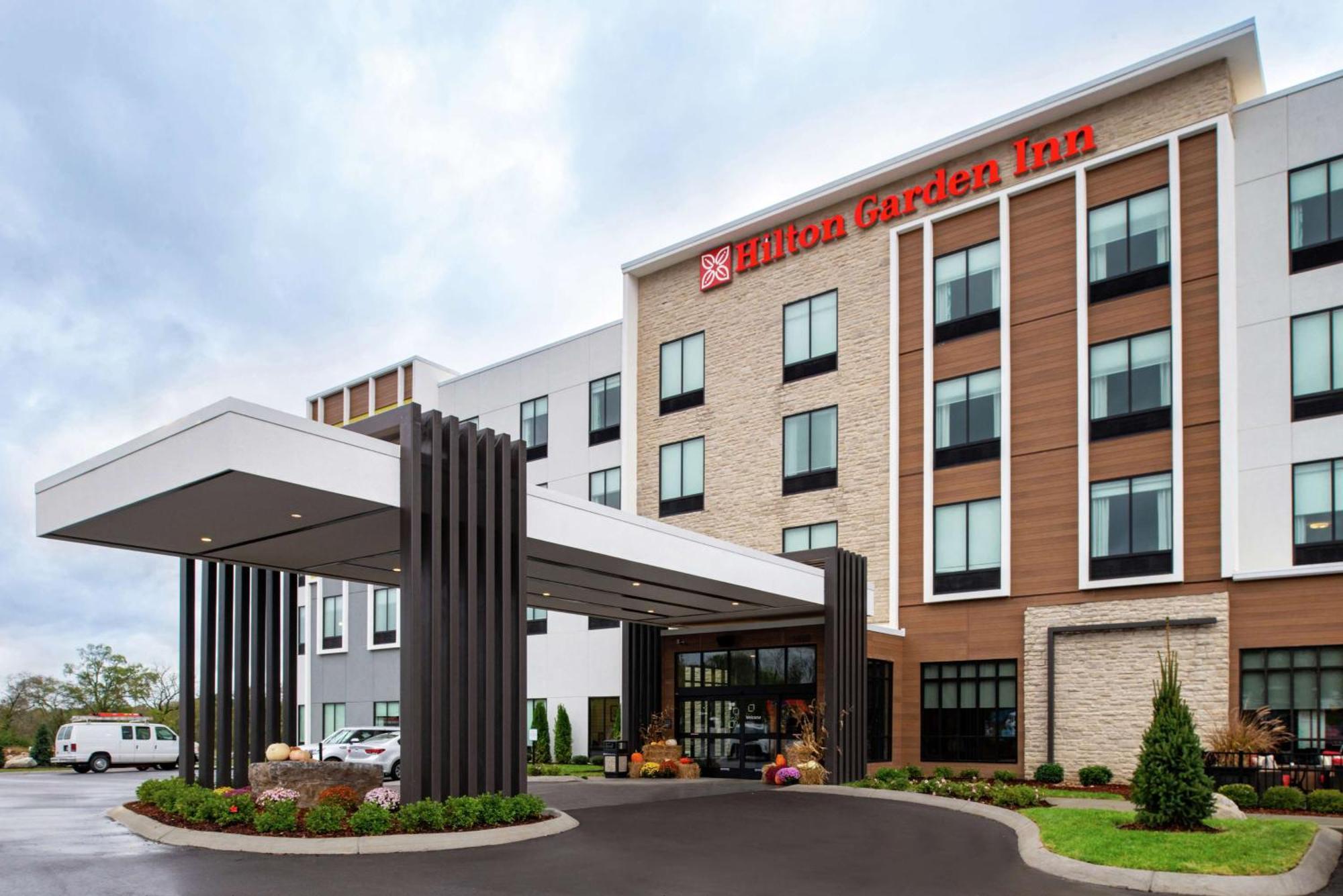 Hilton Garden Inn Ґаллатін Екстер'єр фото
